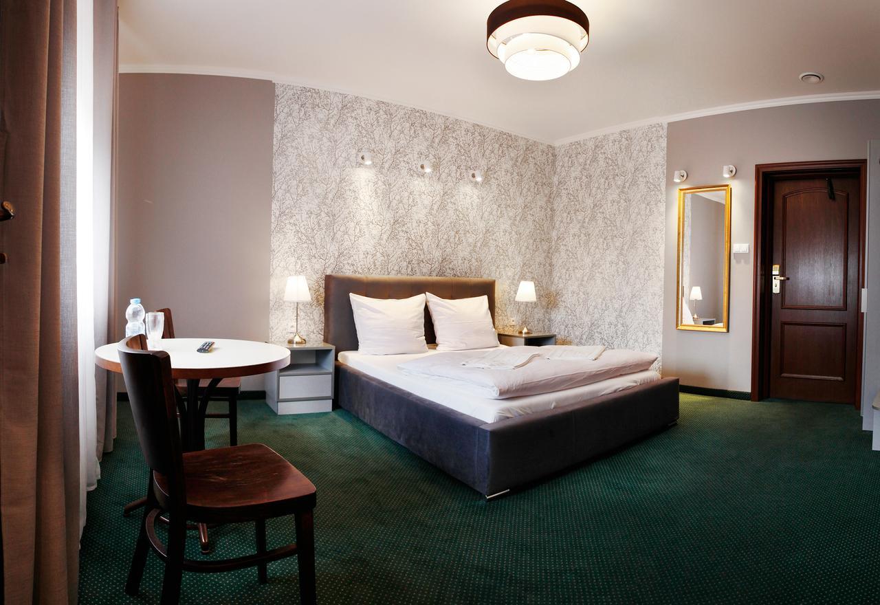 Hotel Fox
